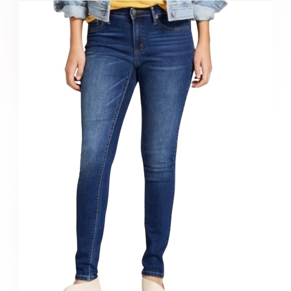 Universal Thread Jeans, Mid Rise Jegging Size Women’s 8 length 29 short